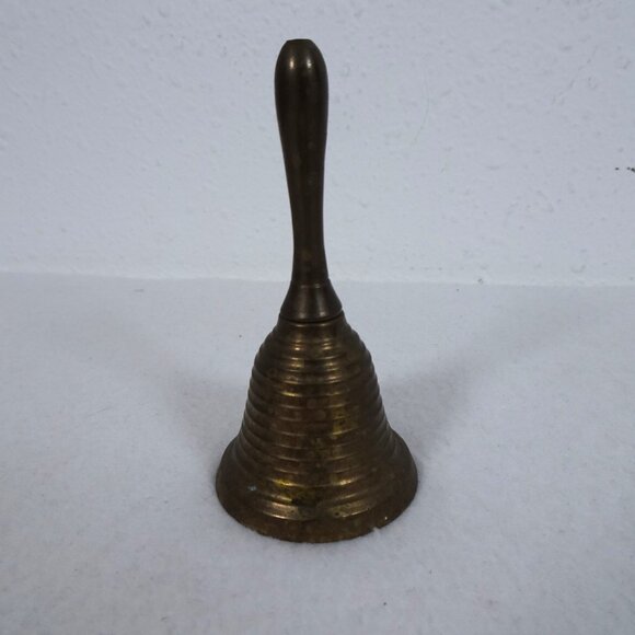 Vintage Solid Brass Hand Bell 4 Inches Great Patina Nice Ring Dinner Front Desk - Picture 5 of 7